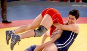 10 Wrestling Moments In Hindi Movies