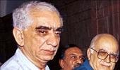 Expelled BJP leader Jaswant Singh meets Advani