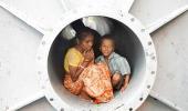 Cyclone Aila causes havoc in Bengal