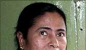 Mamata to file suit against CPM for defaming her party