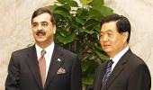 Pak, China vow to boost up defence ties