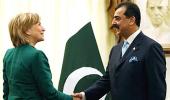 Clinton calls on India, Pak to resolve differences