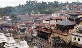 Pashupatinath temple reopens, Maoists block roads