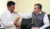 Image: Omar Abdullah pardons shoe-thrower