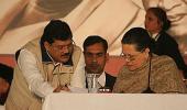 Bihar poll 'corruption': Sonia summons Wasnik