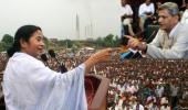 Mamata faces Left ire for skipping Basu's funeral