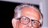 Cartoonist R K Laxman in hospital after 3 strokes