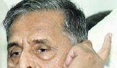 Mulayam under fire for 'sexist' remark on women