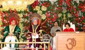 PM joins in Sathya Sai Baba's birthday celebrations