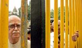 Advani to skip Modi's 'Hoonkar' rally in Patna