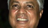 Ex-Fijian PM Mahendra Chaudhry out on bail