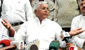 Fight Bihar polls against Rabri, angry Lalu tells Nitish