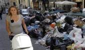 Rubbish protests continue in Italy