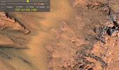 'Streams of water' on Mars