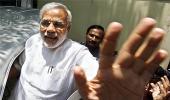 Modi marks I-Day with veiled attack on Rahul