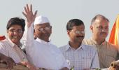 Be ready for an 'aar paar ki ladai': Anna Hazare