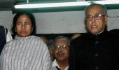 Mamata born rebel, has an aura impossible to ignore, says Pranab