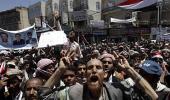 Under siege Yemen president declares emergency