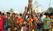 In PIX: Chhath celebrations pass off peacefully in Mumbai