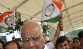 Is Pawar trying to attract Yeddyurappa into NCP?