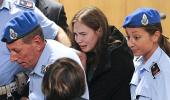 US student Amanda Knox acquitted of murdering British roommate