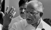 No more hospital stay; Yeddyurappa goes back to jail