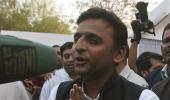 Akhilesh meets PM, seeks smooth transfer of funds for UP