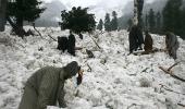 Avalanches wreak havoc in Kashmir 