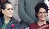 UP: Double attack on Maya as Sonia, Priyanka share dais