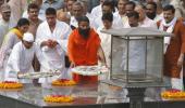 There is NO rift between Ramdev, Team Anna: Hazare