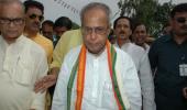 'Govt will be lame duck without super power Pranab'