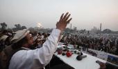 Pak voters reject extremists, banned groups