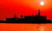 Mumbai's Haji Ali dargah bars women in tomb area