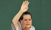 Sonia holds parleys with ministers, Cong leaders