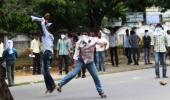 Telangana: Osmania Univ tense as students clash with cops