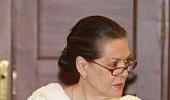 Sonia holds strategy meet ahead of Parliament session