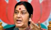 Sushma in B'luru: Why would anyone vote for Congress?