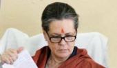 Karnataka passing through some of the darkest days: Sonia