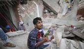 Bangladesh collapse: Building owner held at India border