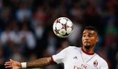 Schalke brings Milan's Boateng on board for four years