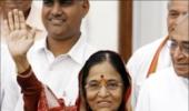 Pratibha Patil returns all official gifts to Rashtrapati Bhavan