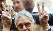 Pitted against Kejriwal, Sheila Dikshit keeps her fingers crossed