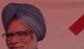 Dr Singh won't resign on Friday, likely to anoint Rahul as PM candidate