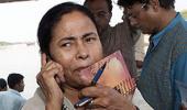 Mamata calls YSR's wife; Congress, TDP worry