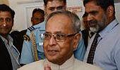 Pranab 'deeply touched' by Mauritian warmth