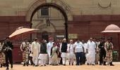 NDA MPs meet President on Chinese incursion