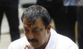 Dutt to surrender tomorrow, jail gets letter about life threat