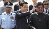 Li Keqiang arrives in India; to hold crucial talks with PM