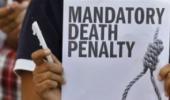 Courts should give special reasons for awarding death penalty: SC