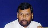 Cong should unite with RJD-LJP to defeat BJP, JD-U: Paswan